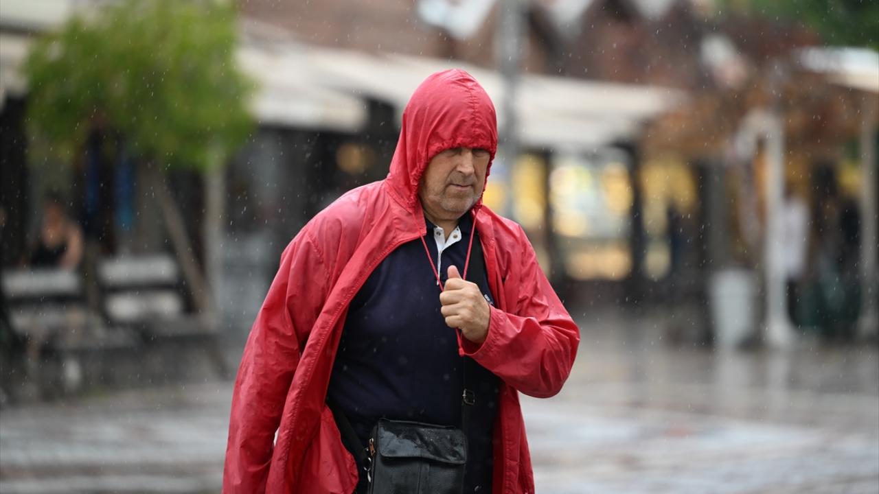 Sıcaklıklar 10 Derece Birden Düşüyor: Meteoroloji’den Uyarı